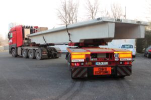 WD10 auf Schwertransporter 1